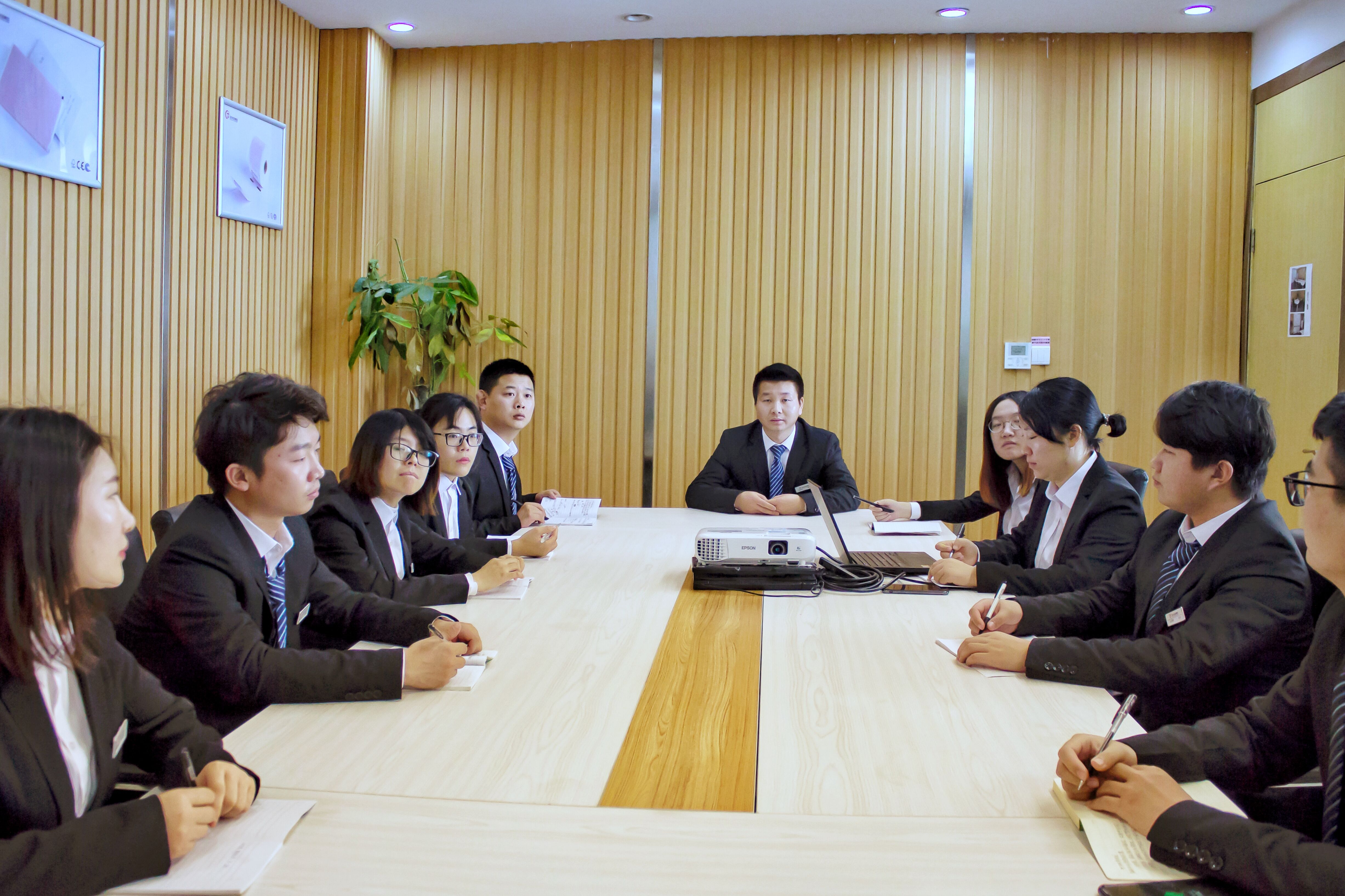 赢天堂-深厚技术班底 实力研创